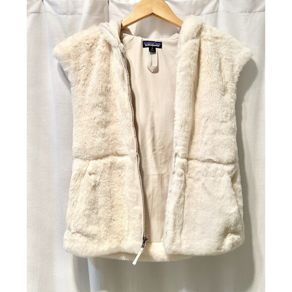 Patagonia Womens XS Hooded Vest Full Zip Ivory White Faux Fur Winter Plush Luxe - Picture 3 of 8
